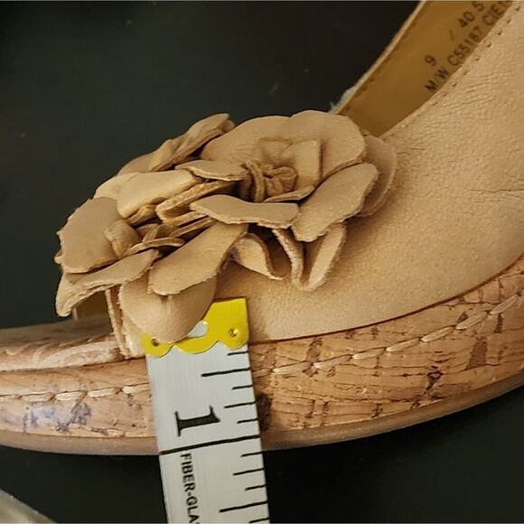 Born b.o.c Gold Floral Slingback Wedge Sandals Comfort Cork Heel Shoes‎ Size 10 - Picture 8 of 12